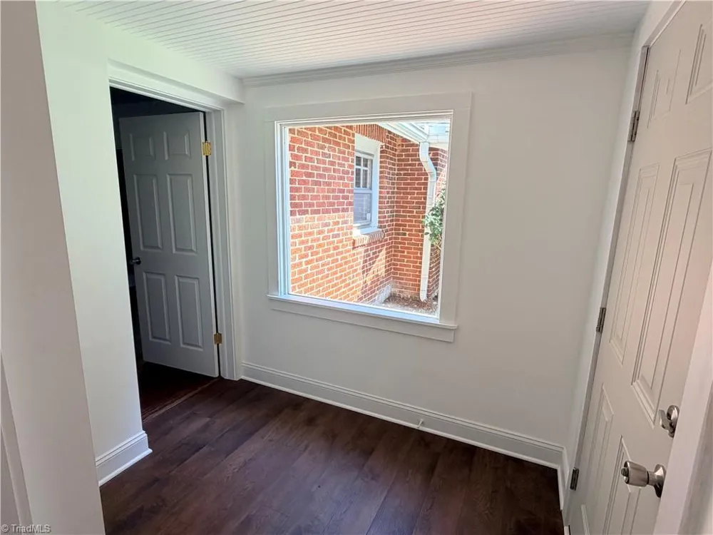 536 Main Street Jonesville, NC 28642