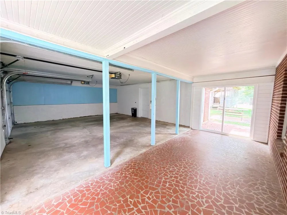 536 Main Street Jonesville, NC 28642