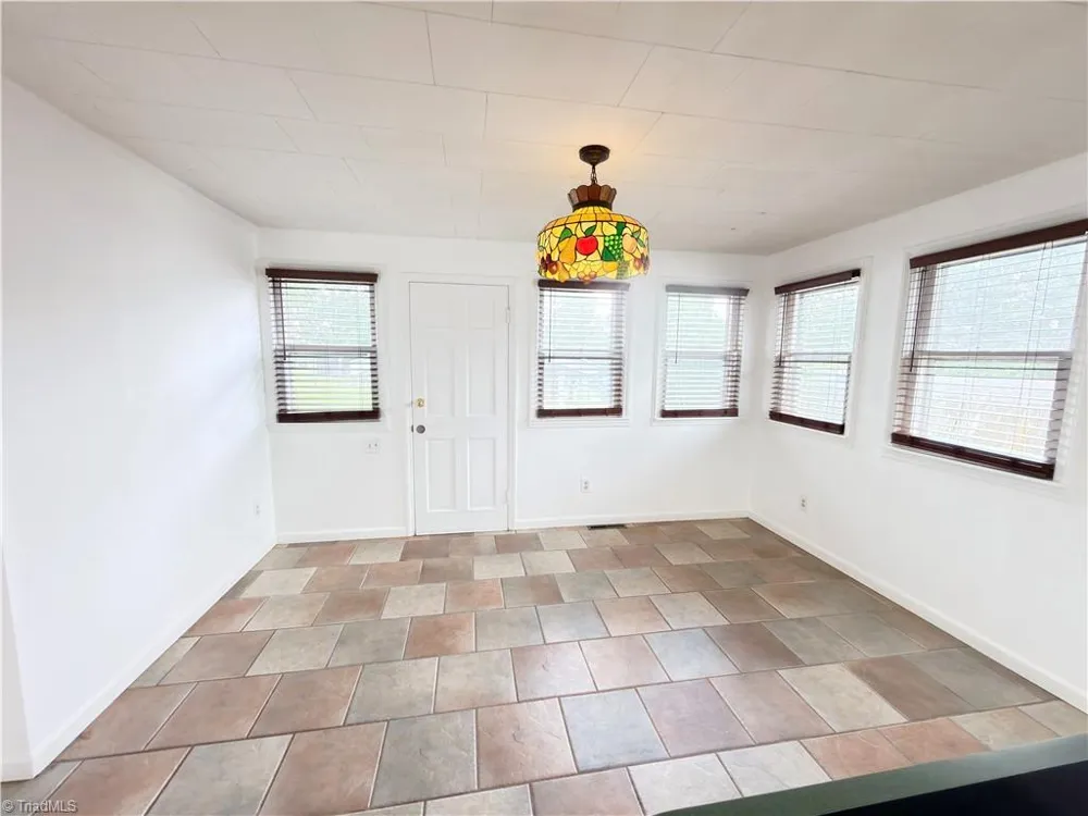 536 Main Street Jonesville, NC 28642