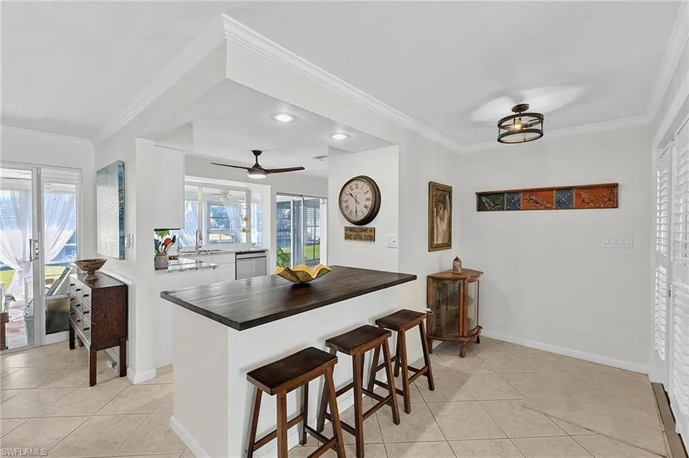 4529 SE 1st Avenue Cape Coral, FL 33904