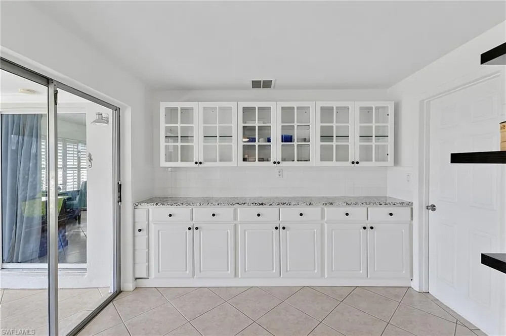 4529 SE 1st Avenue Cape Coral, FL 33904