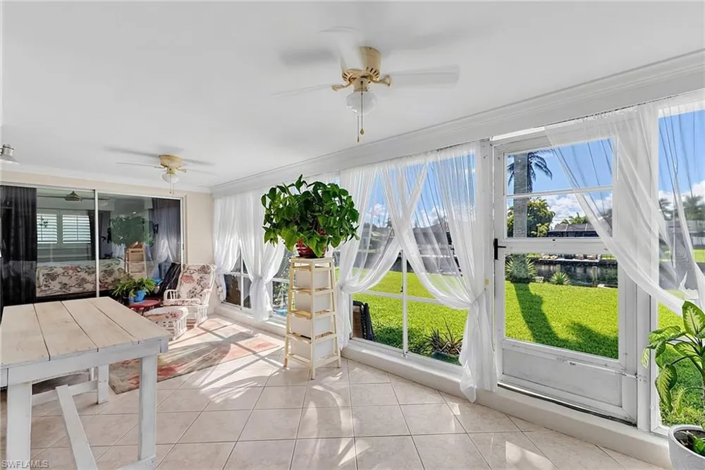 4529 SE 1st Avenue Cape Coral, FL 33904