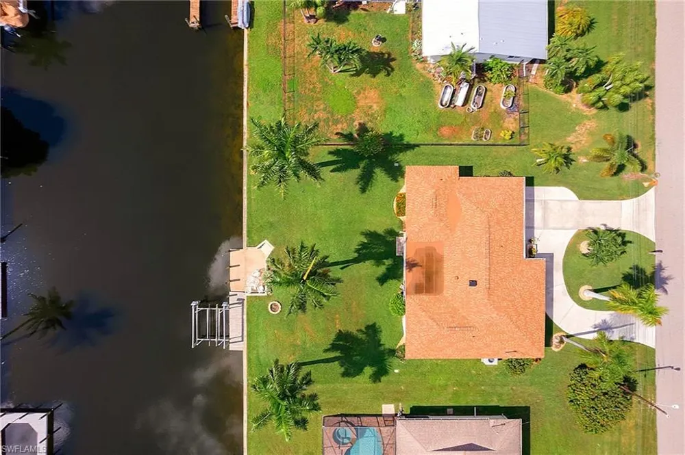 4529 SE 1st Avenue Cape Coral, FL 33904