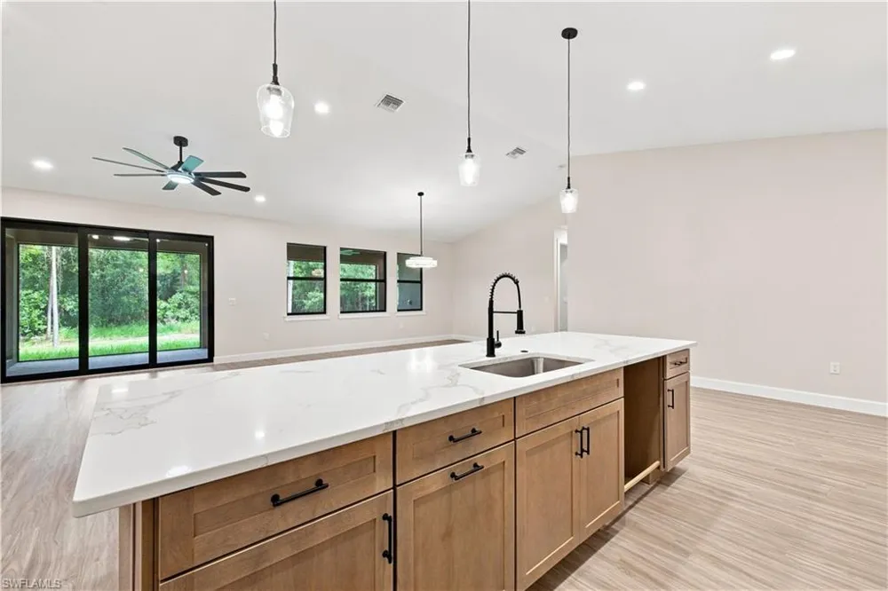 1214 Acacia Avenue Lehigh Acres, FL 33972