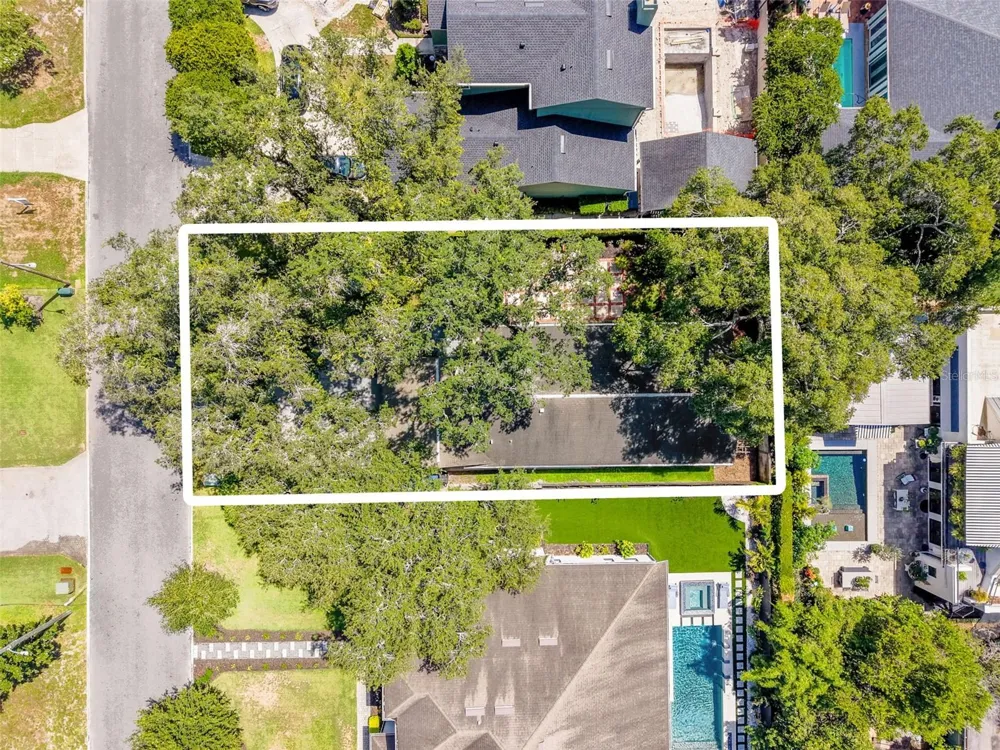 1850 BRYAN AVENUE Winter Park, FL 32789