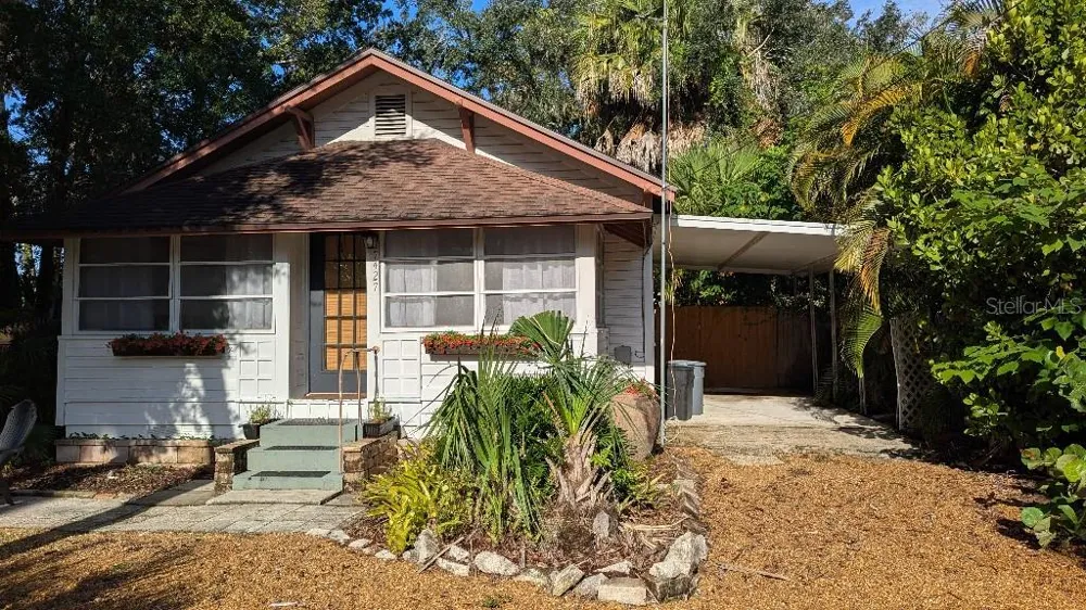 7427 CHAPEL AVENUE New Port Richey, FL 34652