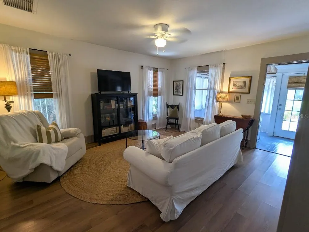 7427 CHAPEL AVENUE New Port Richey, FL 34652