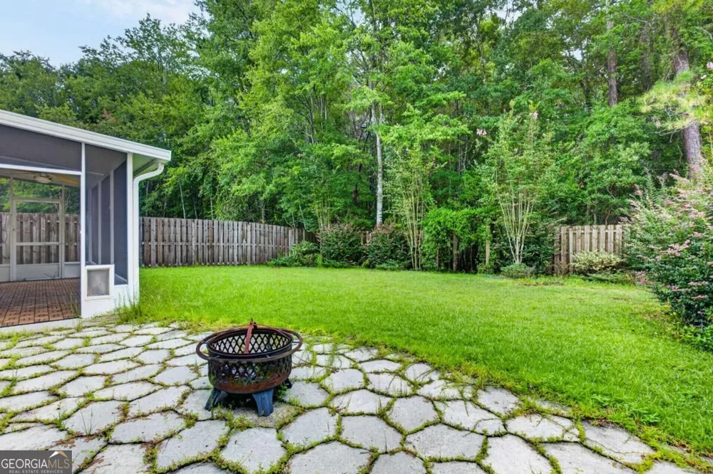 137 Spring Lakes DR Savannah, GA 31407
