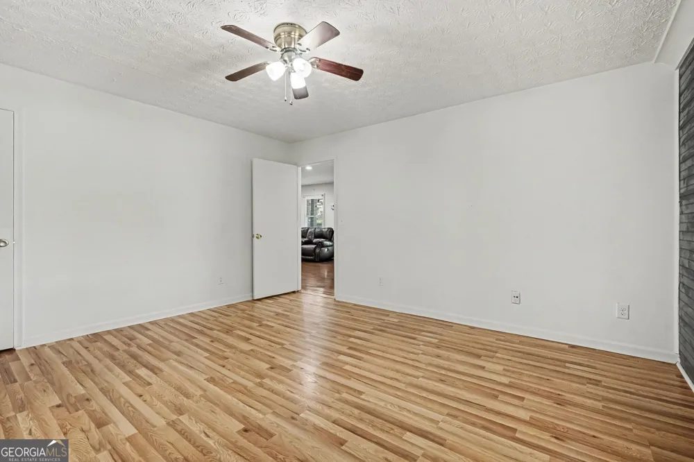 5808 Darry CIR Norcross, GA 30093