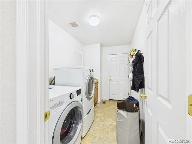 5560 Lewiston Street Denver, CO 80239