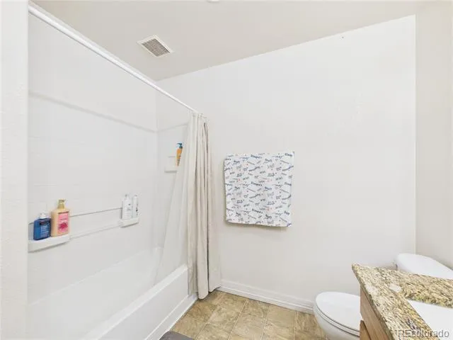 5560 Lewiston Street Denver, CO 80239