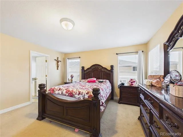 5560 Lewiston Street Denver, CO 80239