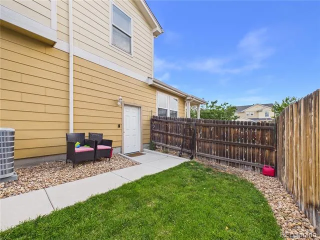 5560 Lewiston Street Denver, CO 80239