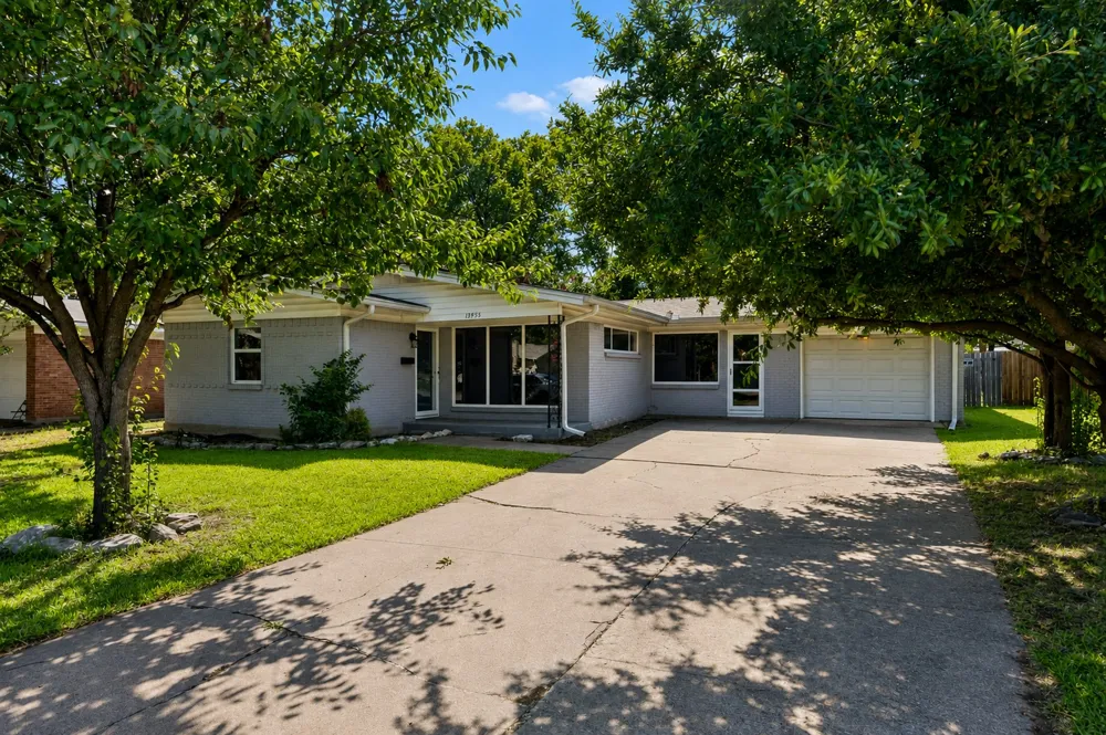 13955 Birchlawn Drive Farmers Branch, TX 75234