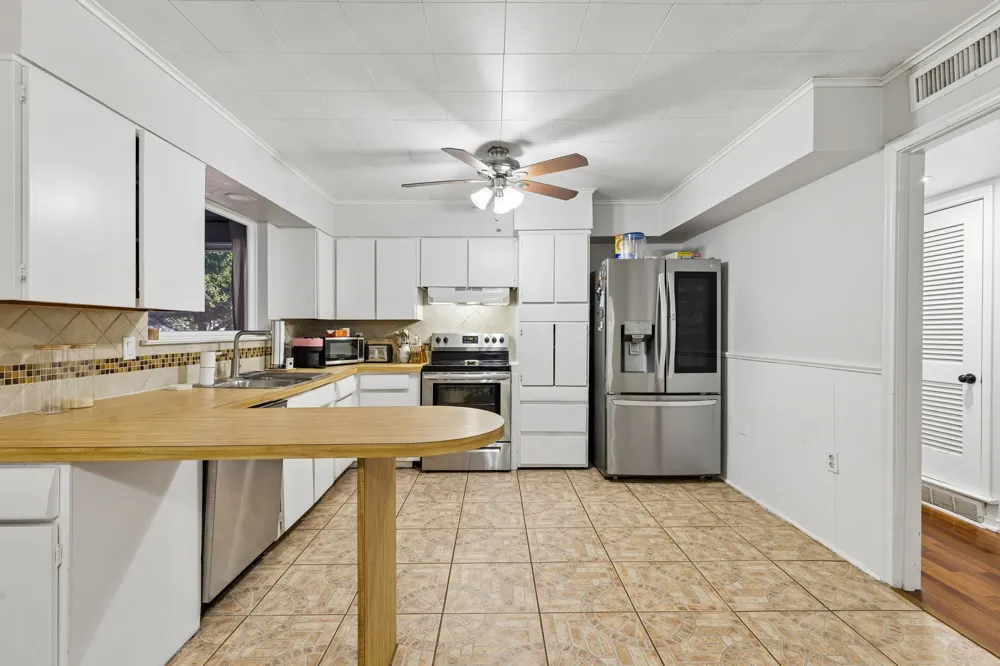 13955 Birchlawn Drive Farmers Branch, TX 75234