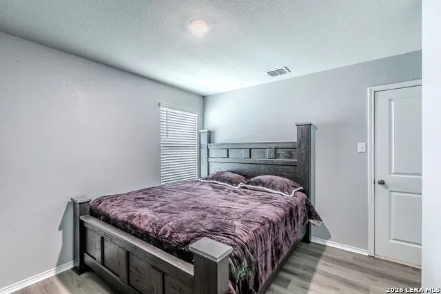 237 MIDDLE GREEN LOOP Floresville, TX 78114
