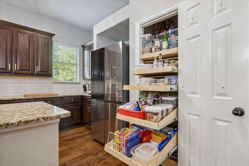 2 Woodmoor Place Magnolia, TX 77354
