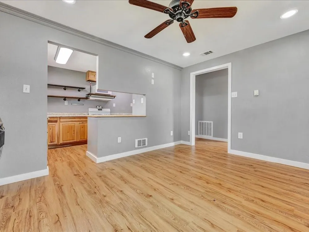 1949 County Road 2717 Alto, TX 75925