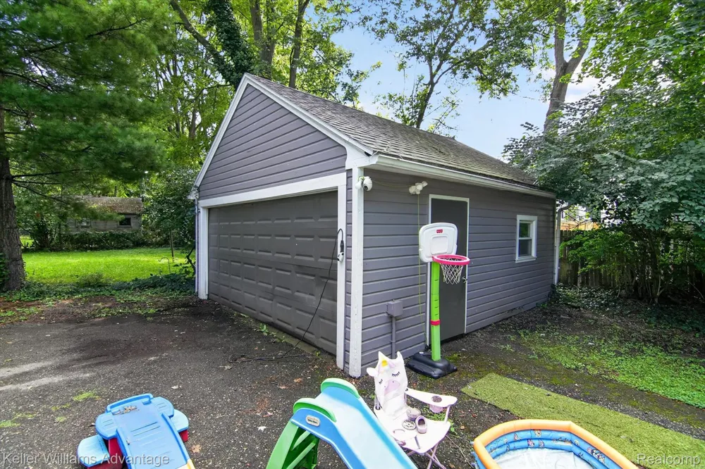 763 Randolph Street Jackson City, MI 49203