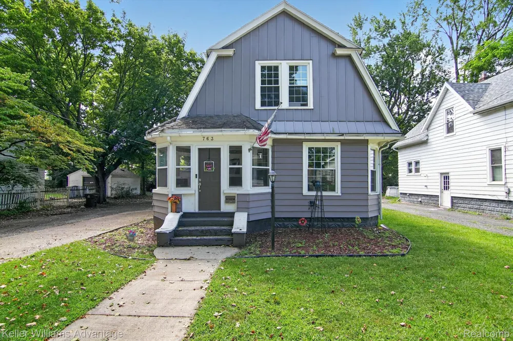 763 Randolph Street Jackson City, MI 49203