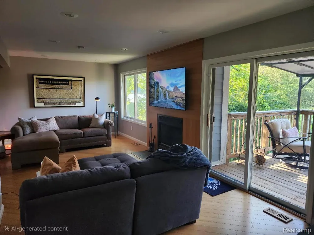 320 Charlevoix Street Commerce Charter Township, MI 48382