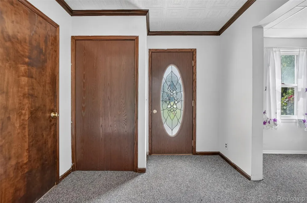 1832 Tamm Avenue Rochester Hills City, MI 48309