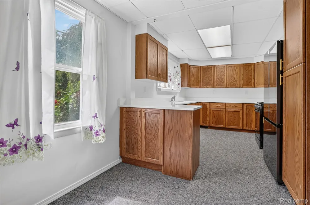 1832 Tamm Avenue Rochester Hills City, MI 48309