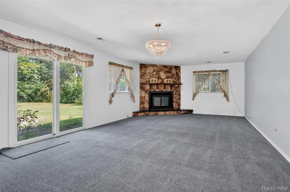 1832 Tamm Avenue Rochester Hills City, MI 48309