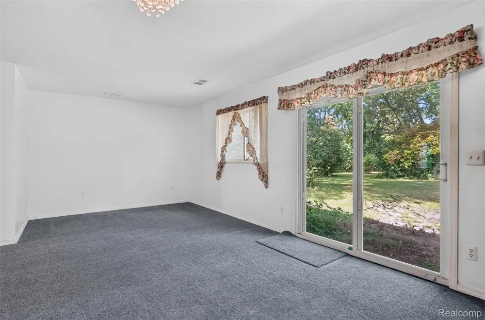 1832 Tamm Avenue Rochester Hills City, MI 48309