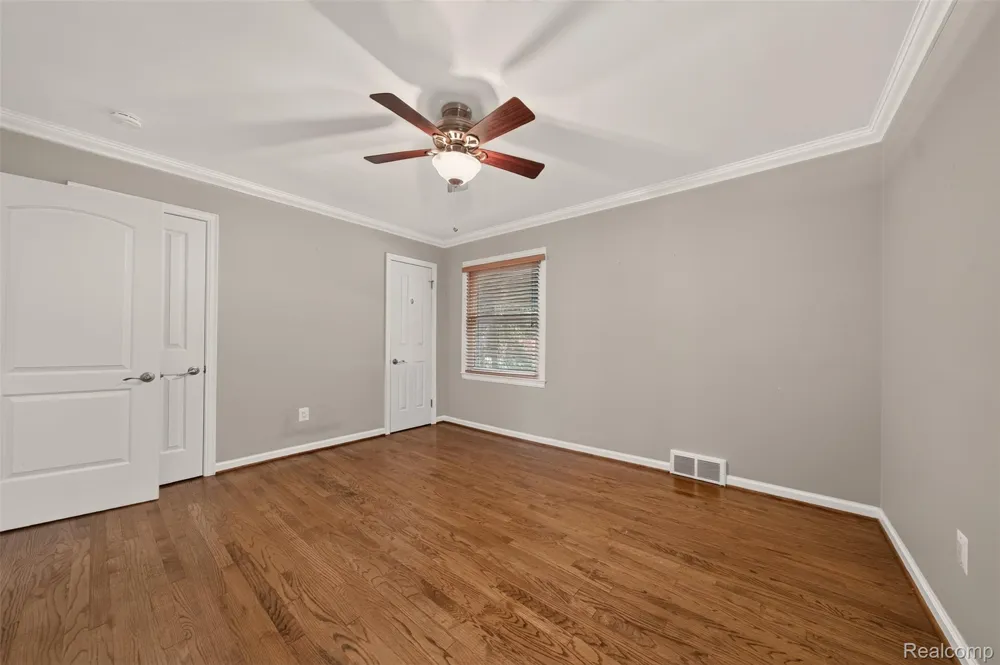 2925 Bembridge Road Royal Oak City, MI 48073