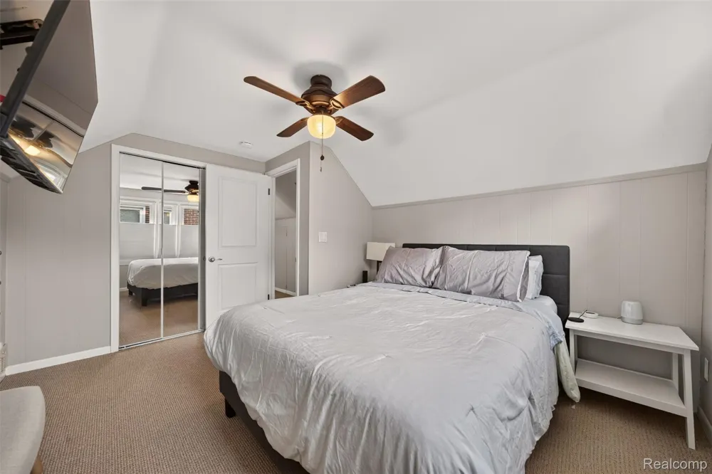 2925 Bembridge Road Royal Oak City, MI 48073