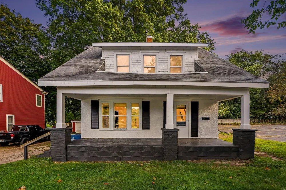 261 E Emmett Street Battle Creek City, MI 49017