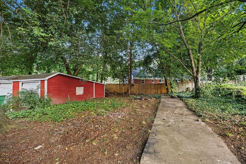 261 E Emmett Street Battle Creek City, MI 49017