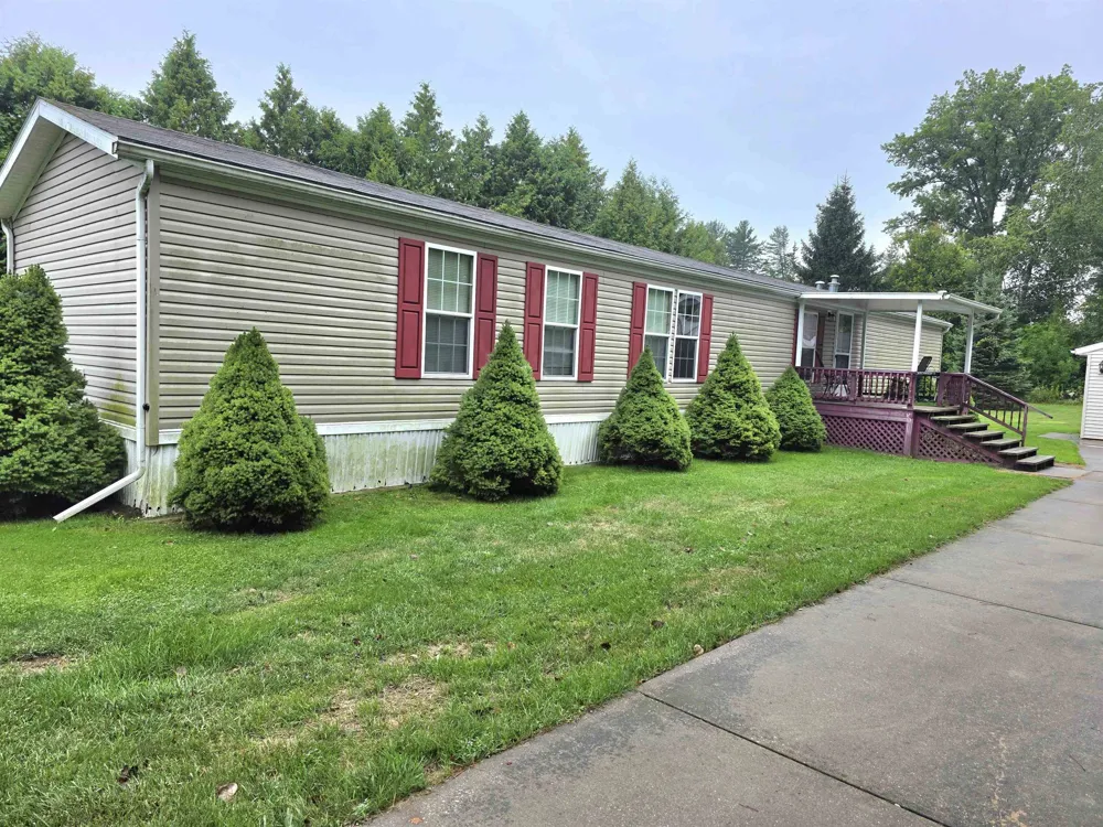 3863 Lakeshore Road Port Hope Village, MI 48468