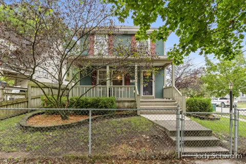 1101 Cass Avenue SE
