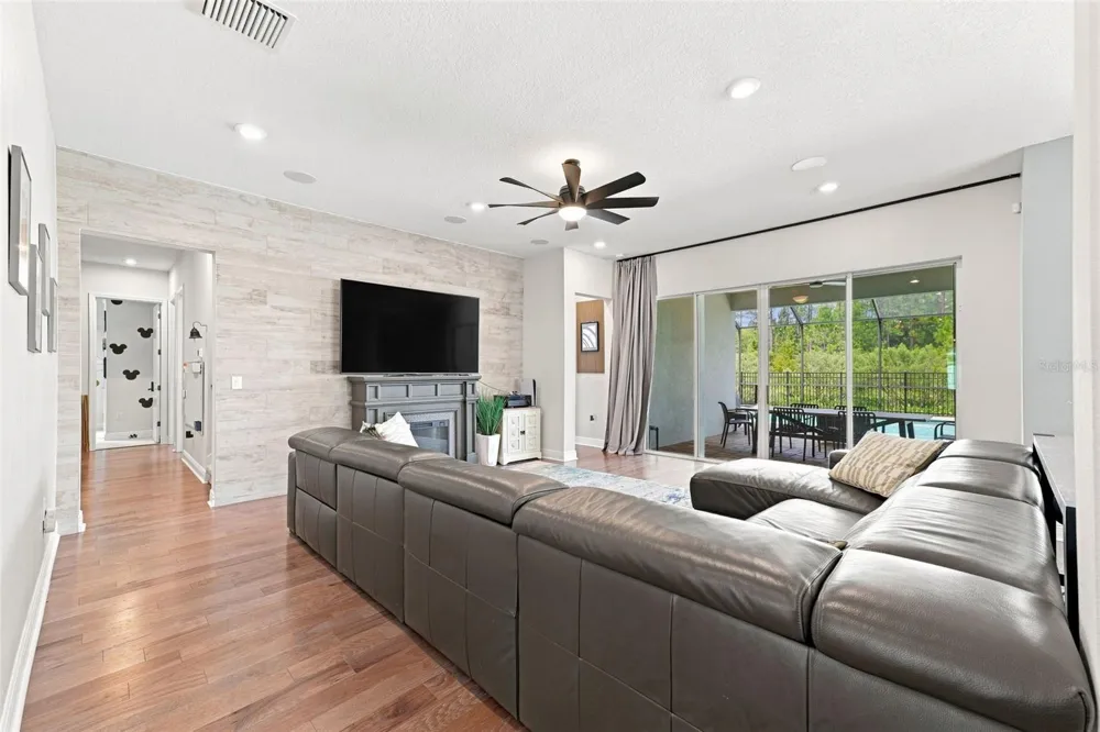 4070 EPIC COVE Land O Lakes, FL 34638