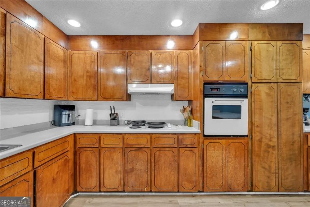 3826 Boy Scout RD Byron, GA 31008