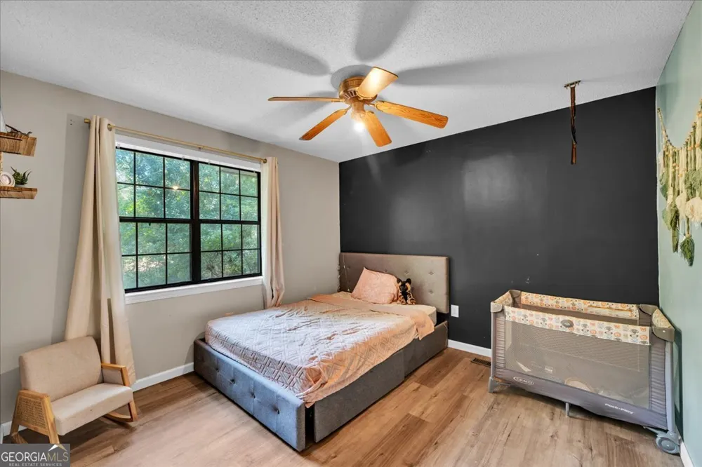 3826 Boy Scout RD Byron, GA 31008