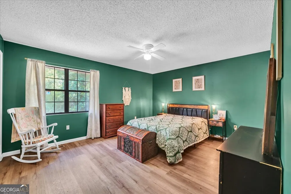 3826 Boy Scout RD Byron, GA 31008