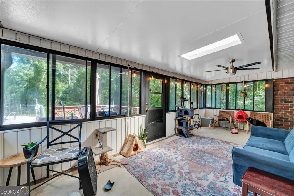 3826 Boy Scout RD Byron, GA 31008