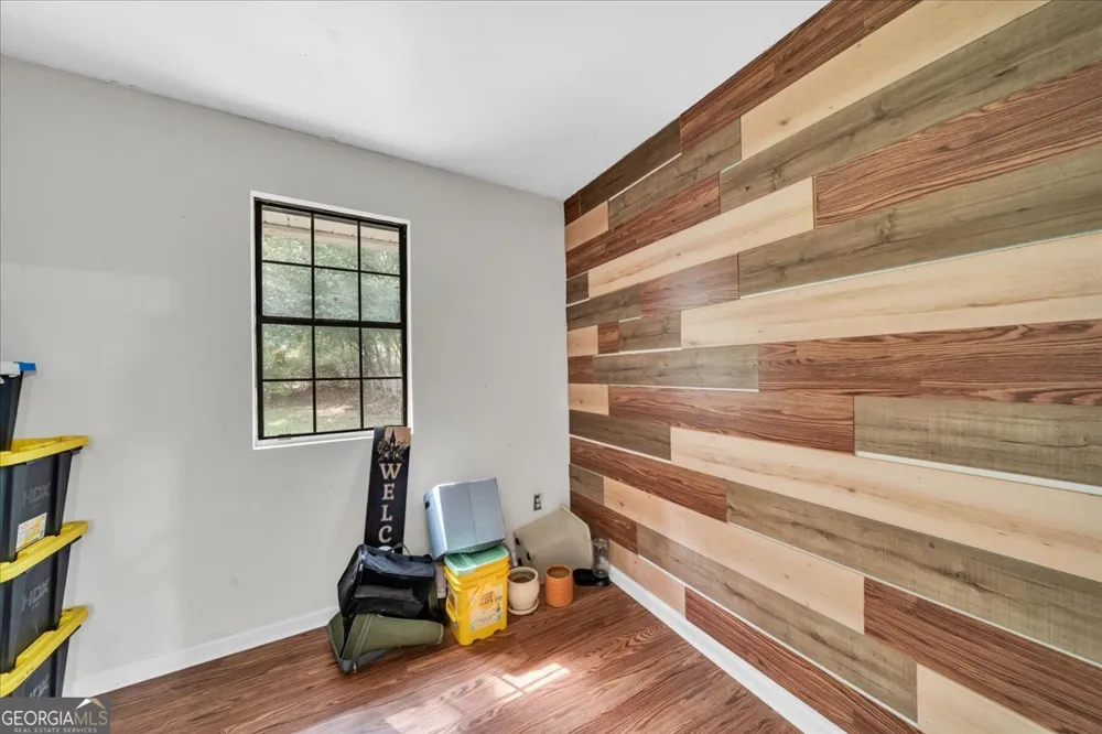 3826 Boy Scout RD Byron, GA 31008
