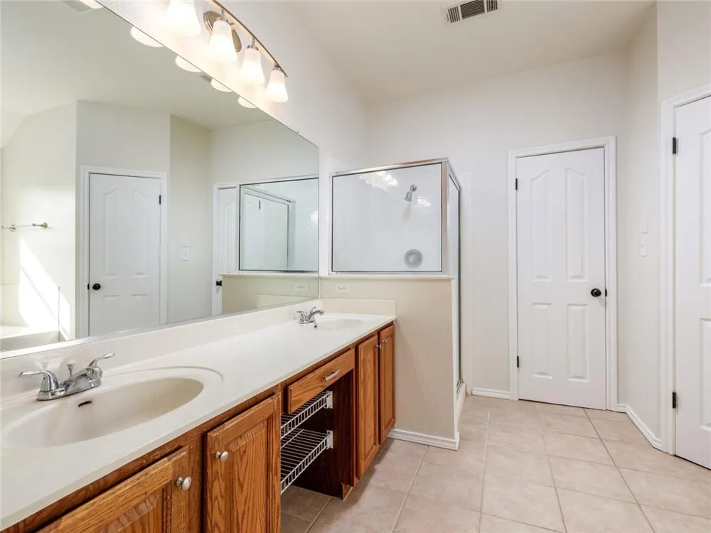 1716 Ramona Circle San Marcos, TX 78666