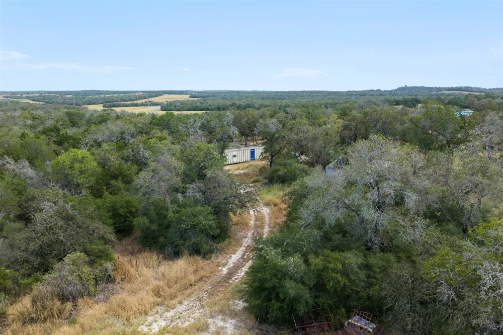3301 Chuckwagon Road Luling, TX 78648