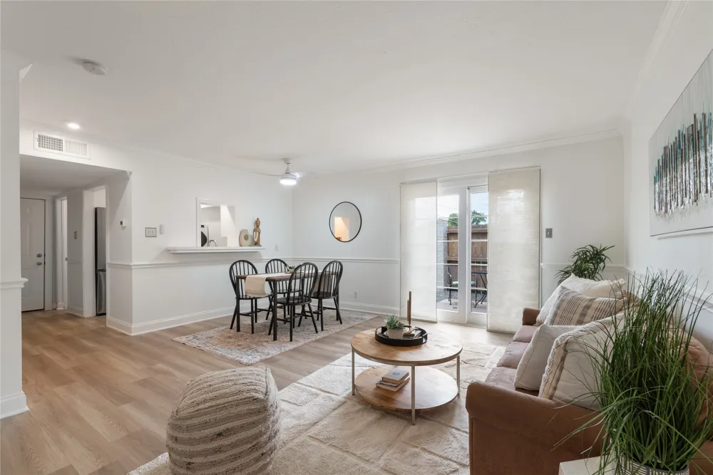 2122 Hancock Drive #103 Austin, TX 78756