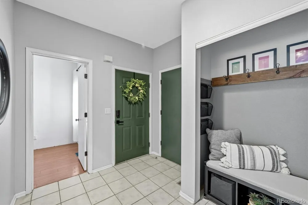 8469 S Upham Way Littleton, CO 80128