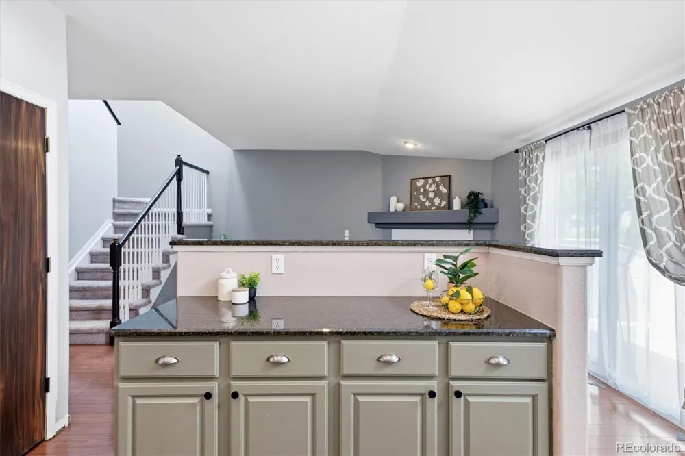 8469 S Upham Way Littleton, CO 80128