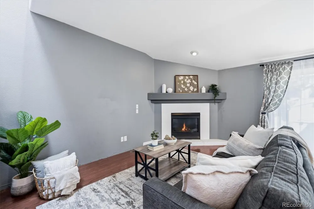 8469 S Upham Way Littleton, CO 80128