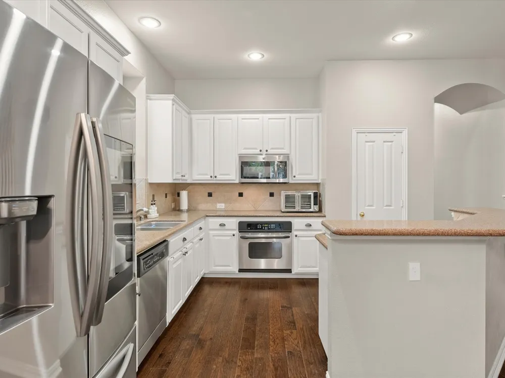 124 Myrtle Creek Grapevine, TX 76051