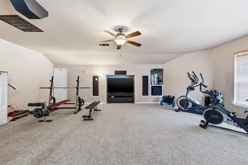 124 Myrtle Creek Grapevine, TX 76051