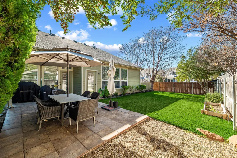 124 Myrtle Creek Grapevine, TX 76051